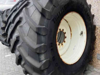 Wielen, Banden, Velgen & Afstandsringen Trelleborg Set TM900  800/70R38 op velg asgat 280/335/10gaats  48mm