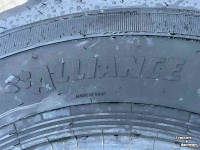 Wielen, Banden, Velgen & Afstandsringen Alliance 380/85 R24 | 380 85 R24