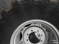 Wielen, Banden, Velgen & Afstandsringen Michelin 540/65r24
