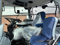 Tractor / Trekker New Holland T6 180 AC