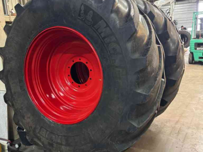 Wielen, Banden, Velgen & Afstandsringen  800/70R38