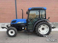 Smalspoor tractor New Holland T4040N Compact Tractor