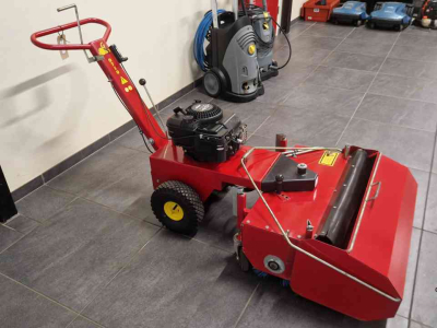 Zitveegmachine / Veeg-zuigmachine Sweep W 0750 HHB