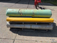 Overige landbouwtransportmachines en toebehoren  Partij bodemmatten en stopshocks