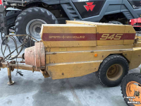 Persen / Balenpers / Pakkenpers New Holland 945