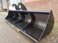Overige aanbouwdelen en toebehoren AGM Baggerbak 3 meter breed CW 3