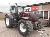 Tractor / Trekker Valtra T174 VERSU