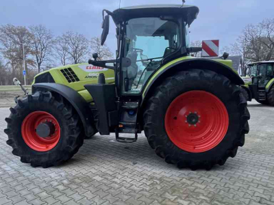 Tractor / Trekker Claas Arion 660 Cebis First Claas