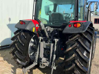 Tractor / Trekker Massey Ferguson 4710 M Dyna-2 Essential