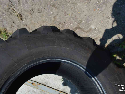 Wielen, Banden, Velgen & Afstandsringen Michelin 480/70r28