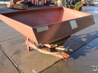 Kunstmeststrooier Lely Centerliner L1500 enkele schijf kunstmeststrooier zandstrooier zoutstrooier