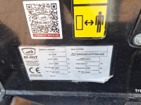 Shovel / Wiellader / Kniklader Giant G2700E