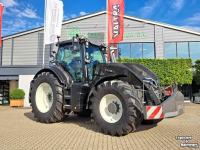Tractor / Trekker Valtra Q305