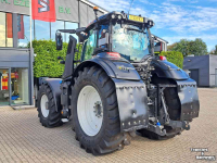 Tractor / Trekker Valtra Q305
