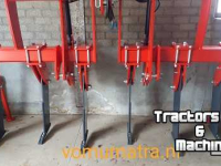 Woeler / Diepwoeler / Voorzetwoeler ADV Technik Uit voorraad Voorzetwoeler vomumatra met stand. hydr. hef