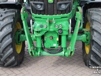 Traktoren John Deere 6115M