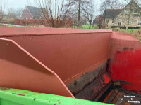 Blokkendoseerwagen Strautmann UBVW Blokkenwagen