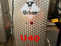 Mobiel voerstation / Milkshuttle / Melktaxi Urban Diverse U40 drinkautomaten