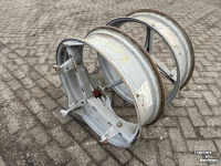 Wielen, Banden, Velgen & Afstandsringen Molcon W8x28 3 ster dubbellucht