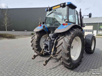 Tractor / Trekker New Holland 8260