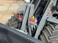Shovel / Wiellader / Kniklader Giant G2300 HD Cabine