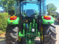 Tractor / Trekker John Deere 5075 E
