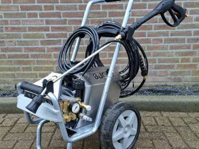 Hogedrukreiniger Warm/Koud Waterkracht Buggy Compact 15/200