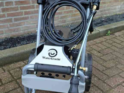 Hogedrukreiniger Warm/Koud Waterkracht Buggy Compact 15/200