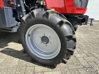 Tractor / Trekker Massey Ferguson 1740 E
