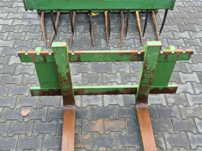 Voorladerbak John Deere Set van voorlader bak, mestgrijper en palletlepelbord, euro