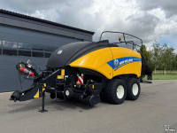 Persen / Balenpers / Pakkenpers New Holland BIGBALER 1270 PLUS BigBaler 1270 Plus CropCutter Vierkante balenpers