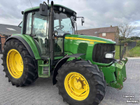 Tractor / Trekker John Deere 6220