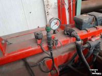 Overige grondbewerkingsmachines en toebehoren  Frontunit met pomp en spuitcomputer;
