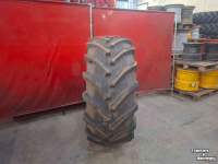 Wielen, Banden, Velgen & Afstandsringen Trelleborg 600/65R8 TM800