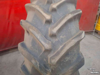 Wielen, Banden, Velgen & Afstandsringen Trelleborg 600/65R8 TM800