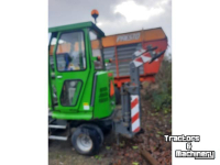 Bandenkraan / Graafmachine op wielen Hansa Hansa APZ331 Grafdelver Kraan