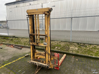 Hefmast & Mini heftruck CM Hefmast voor tractor met opklapbare lepels