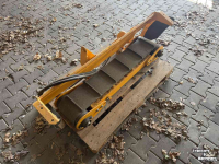 Klepelmaaier Herder Transportband 130 afvoerband
