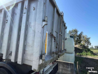 Getrokken truck-aanhanger  Fruehauf kipaanhanger