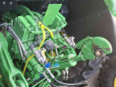Tractor / Trekker John Deere 6100m