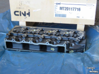 Tractor / Trekker New Holland T 3030/T 3020 Motorblok  Boomer 40 Parts nr:87289321/87289298 Cilinderkop MT20117716