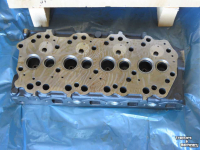 Tractor / Trekker New Holland T 3030/T 3020 Motorblok  Boomer 40 Parts nr:87289321/87289298 Cilinderkop MT20117716