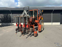 Tractor / Trekker Renault 551