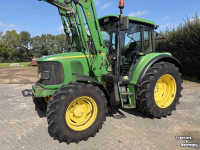 Tractor / Trekker John Deere 6020 met frontlader
