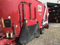 Voermengwagen Vertikaal BVL V-mix Fill Plus 24-2 S