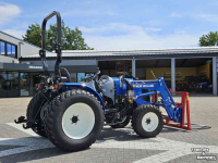 Compact tractor New Holland Boomer 55 HST Compact Tractor