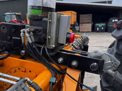 Spitmachine Selvatici VS3514