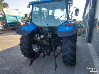 Tractor / Trekker New Holland T5050 met voorlader