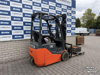 Shovel / Wiellader / Kniklader Toyota Traigo heftruck 48 - 15 | elektrisch