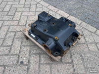 Diverse nieuwe onderdelen New Holland Huis  5171219